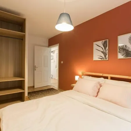 Centrally Located Huge In Cihangir * Istanbul
