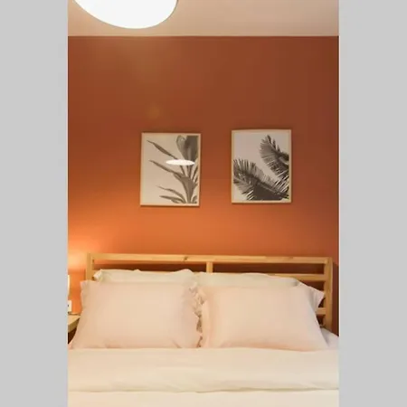 Centrally Located Huge In Cihangir Apartment Istanbul