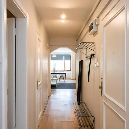 Apartment Centrally Located Huge In Cihangir Istanbul